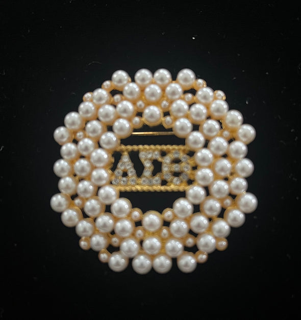 DST Pearl Brooch